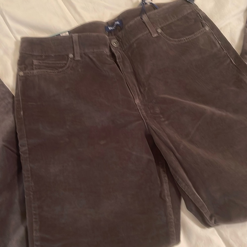 Bandolino mandie sz 16 NWT womens fine corduroy pants